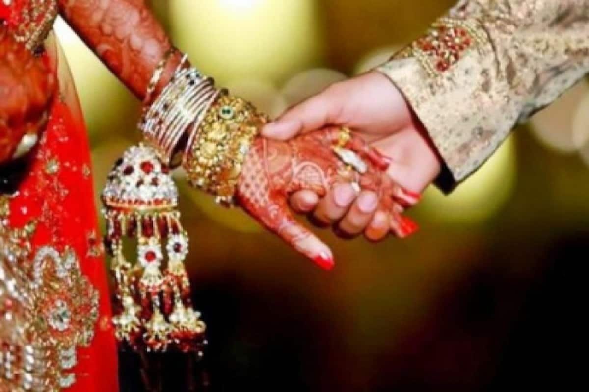 अजब गजब(उत्तराखंड)मिलने आया था प्रेमिका से.समाज के लोगों ने कर दिया विवाह ।।