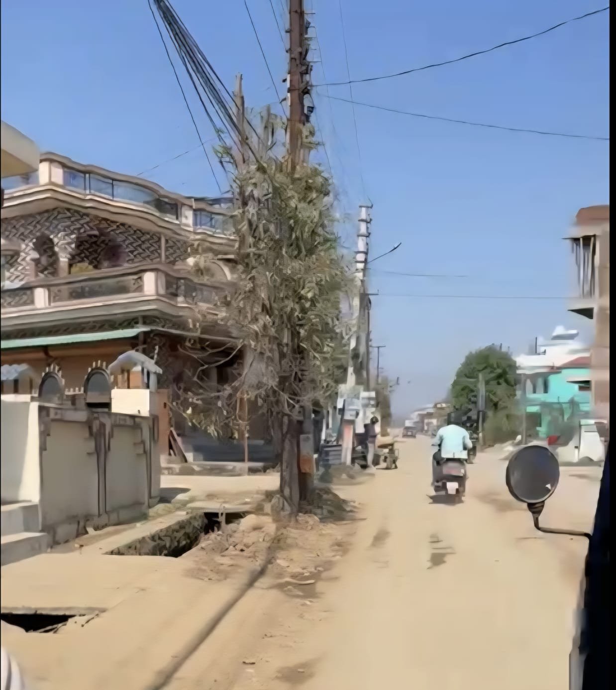 सिंचाई विभाग की खुली नहर में बुजुर्ग हुए चोटिल; जिला प्रशासन की क्यूआरटी ने दर्ज कराया मुकदमा