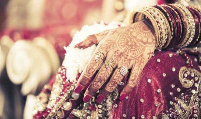 ब्रेकिंग न्यूज़-: शादी के घर में पहुंची पुलिस .दुल्हन भी पहुंची थाने, यह कैसी अजब कहानी ।।