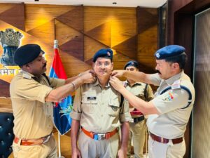 बड़ी खबर(बधाई तो बनती है)हेड कांस्टेबल से अपर उपनिरीक्षक बने राजवीर ।।