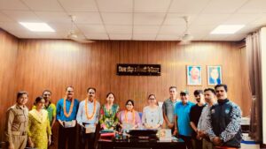 (हल्द्वानी )स्पोर्ट्स स्टेडियम में नवागंतुक कर्मचारियों का स्वागत, करा कार्यभार ग्रहण ।।