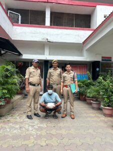 बड़ी खबर(हल्द्वानी) चरस के साथ एक व्यक्ति गिरफ्तार ।।