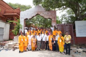 सोमनाथ स्वाभिमान पर्व यात्रा: उत्तराखंड के श्रद्धालुओं ने किए राम मंदिर, गीता मंदिर और सोमनाथ महादेव के दर्शन