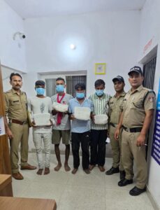 (Haldwani)नशीले इंजेक्शनों की तस्करी में चार गिरफ्तार, 25 इंजेक्शन बरामद ।