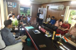 बड़ी खबर (हल्द्वानी) कुमाऊं आयुक्त ने जनसुनवाई में अवैध अतिक्रमण को लेकर दिए निर्देश।।