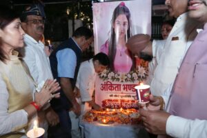 बड़ी खबर(देहरादून)अंकिता भंडारी की चौथी बरसी पर महिला कांग्रेस ने जलाया न्याय का दीप, निकाला कैंडल मार्च