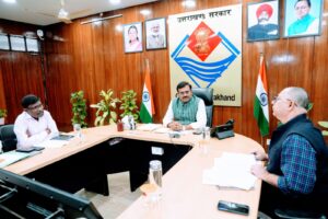 ज्योलिकोट, नैनीताल दूषित पेयजल प्रकरण पर मुख्य सचिव ने ली अधिकारियों के साथ बैठक