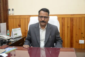 नैनीताल जिले में भारी बारिश से अत्यंत भारी बारिश, डीएम ललित मोहन रयाल ने अधिकारियों को अलर्ट मोड पर रहने के दिए निर्देश ।।