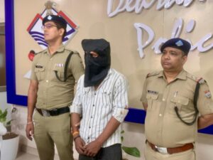 रायपुर क्षेत्र में हुई बुजुर्ग दम्पत्ति व महिला की हत्या करने वाले अभियुक्त को पुलिस ने किया गिरफ्तार
