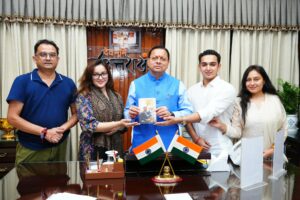 जसपाल राणा के खेल जीवन, संघर्ष और भारतीय निशानेबाजी में योगदान को रेखांकित करती है पुस्तक,सीएम धामी को की गई भेट ।।
