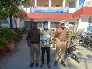 कैप्सूल में नशे का कारोबार, 600 नशीले कैप्सूल के साथ एक गिरफ्तार